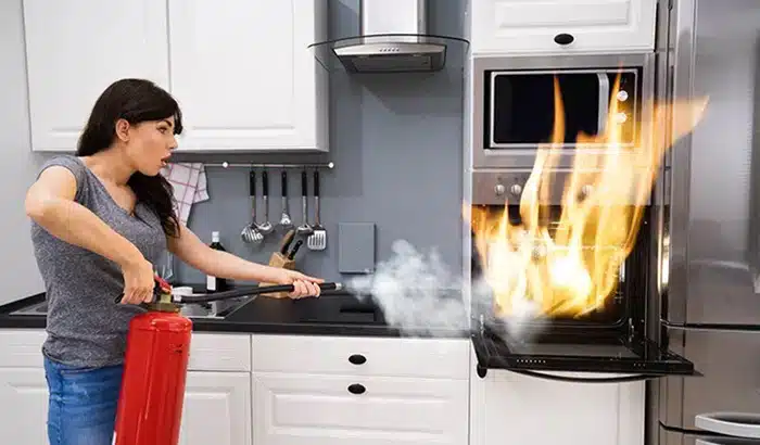 8 Ways to Prevent Kitchen Fires